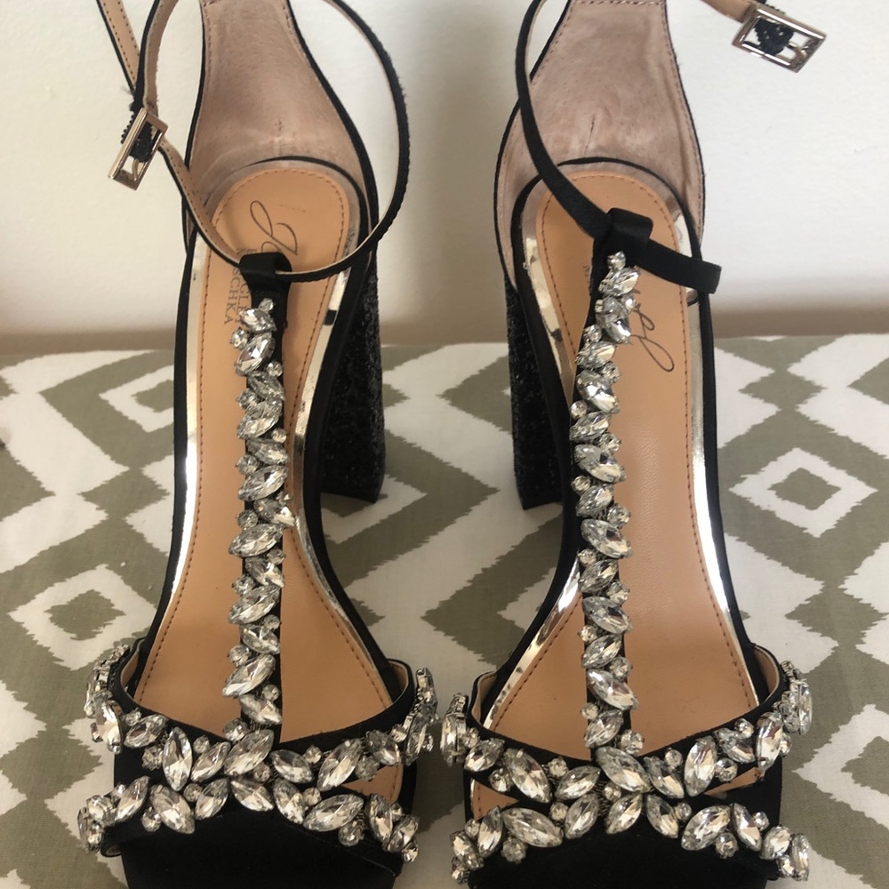 Jewel Badgley Mischka Heels **BRAND NEW**